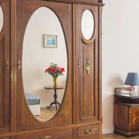 Castle Vintage Apartment Prague